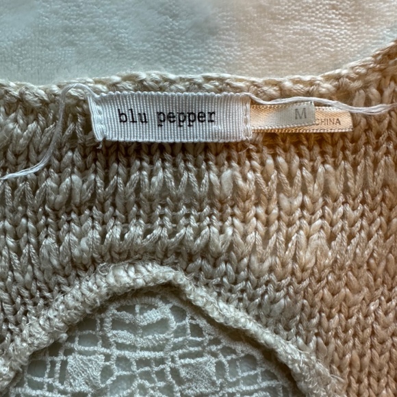 Blu Pepper Womens Boho Knit Cardigan Sweater Vest with Lace Accent Medium - Picture 7 of 8